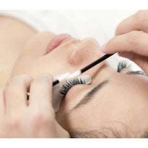 Eyelash Extensions Removal